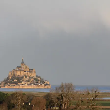 Les Agapanthes Bed & Breakfast