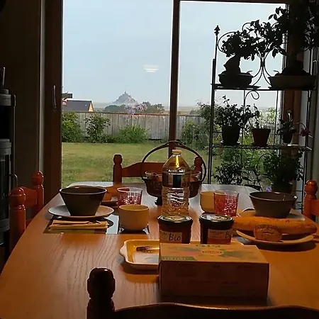 Nocleg ze śniadaniem Les Agapanthes Huisnes-sur-Mer